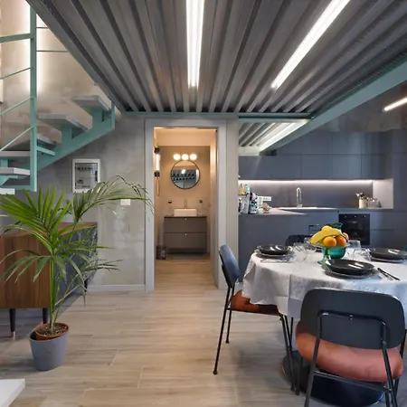 Design Loft Bicocca - A Pochi Passi Da Bicocca M5 Apartment *